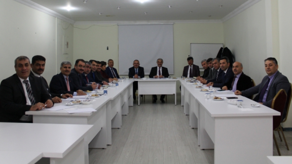 İl Milli Eğitim Müdürü Mahmut BAYRAM Başkanlığında Değerlendirme Toplantısı Yapıldı
