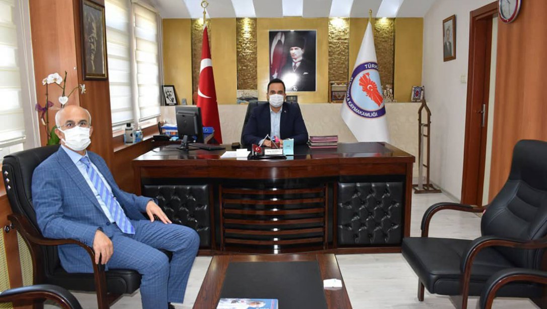 İl Milli Eğitim Müdürü Erdem KAYA, Altınyayla Kaymakamı ve Altınyayla Belediye Başkanını Ziyaret Etti. 