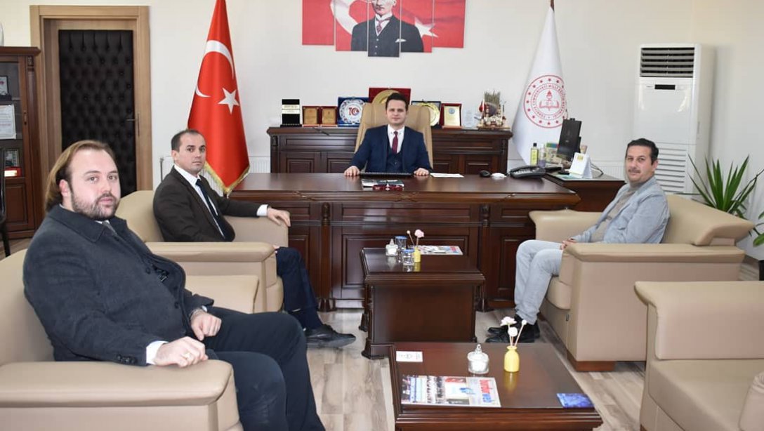 İl Milli Eğitim Müdürü Emre Çay, Çeltikçi İlçe Milli Eğitim Müdürlüğü görevine başlayan Mustafa Başer'i kabul etti.