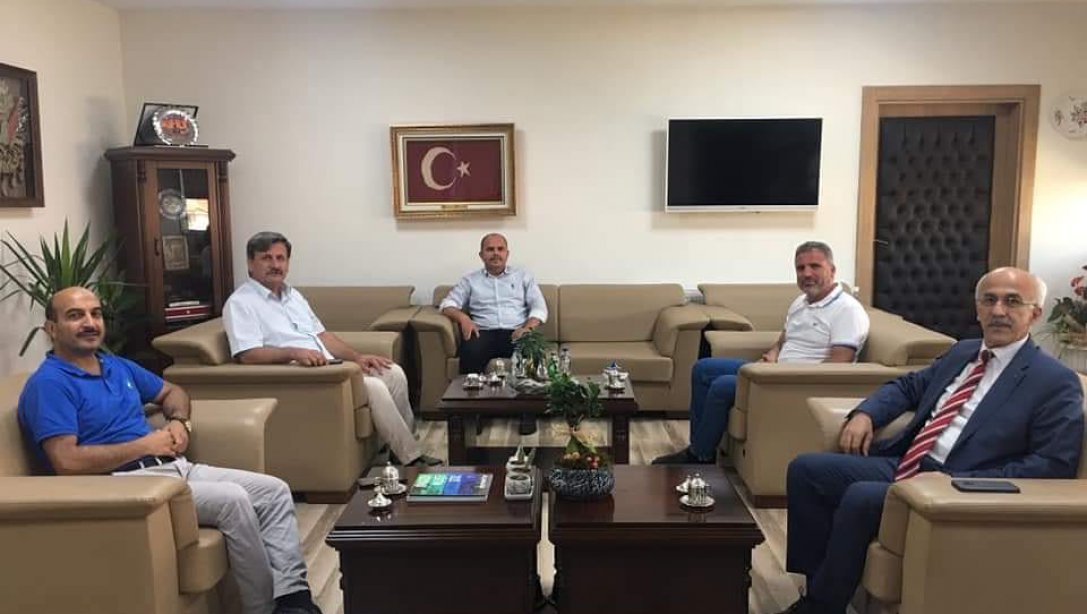 Antalya Enderun Özgün Eğitimciler Derneği Yönetiminden İl Milli Eğitim Müdürü Erdem KAYA'ya hayırlı olsun ziyareti. 