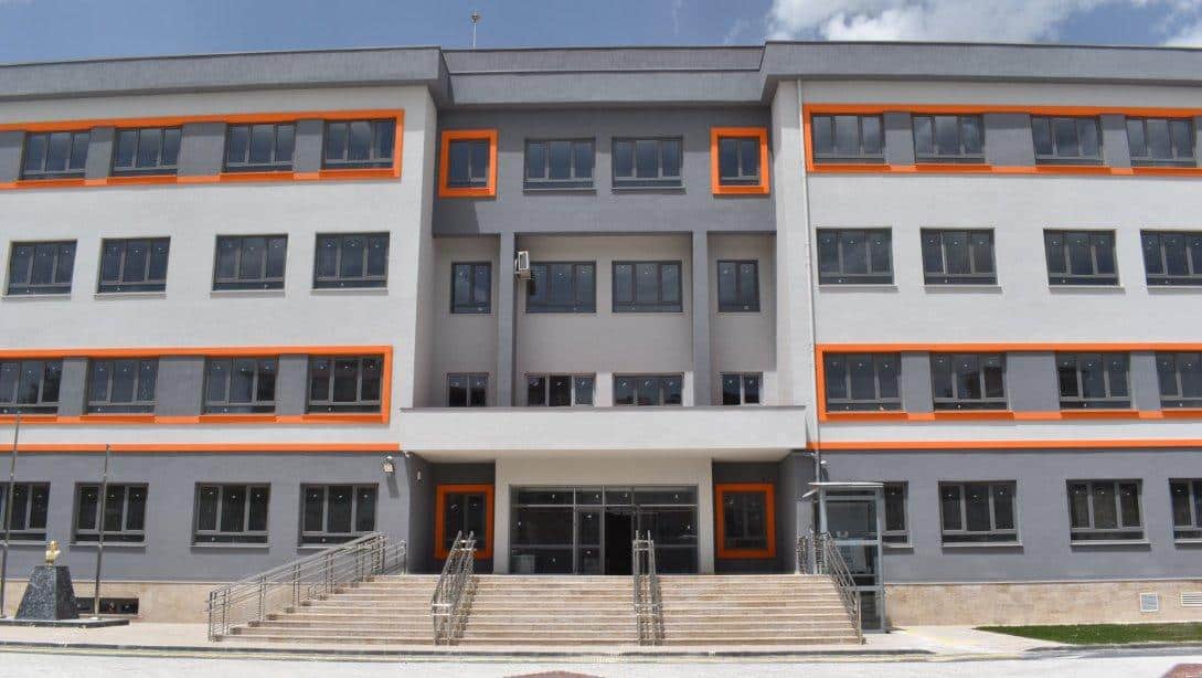 Kayışzade Hafız Osman Ortaokulu'nun Yapımında Sona Gelindi
