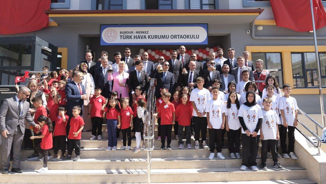 İLK ÖĞRETİM HAFTASI PROGRAMI, TÜRK HAVA KURUMU ORTAOKULU'NDA GERÇEKLEŞTİRİLDİ  